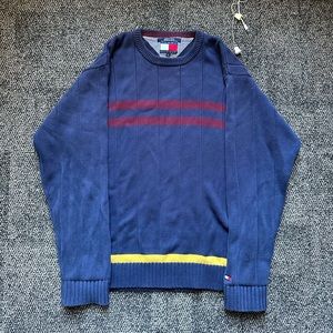 Tommy Hilfiger 2000’s sweater